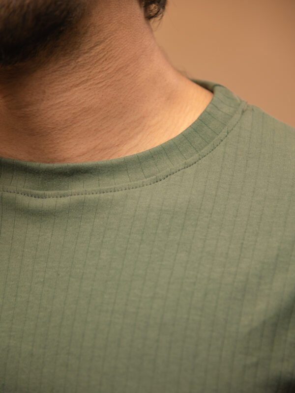 gentzo Drop Needle Tee-Forest, gentzo, Drop Needle Tee-Forest, drop needle tee, forest green tee, men’s textured t-shirt, breathable drop needle t-shirt, stylish men’s t-shirt, casual t-shirt for men, layering tee for men, premium drop needle t-shirt, modern men’s tee, crew neck forest green tee.