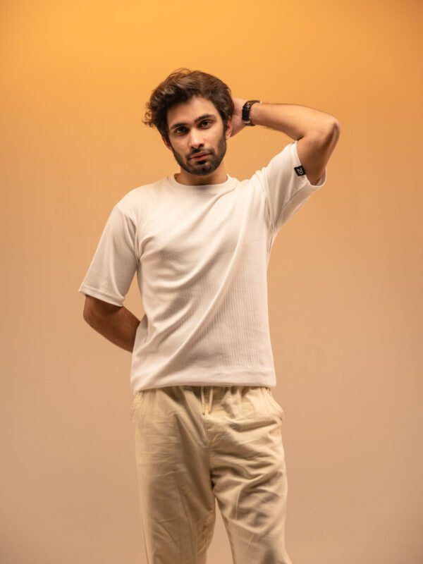Retrieve Winter Edition 2024, gentzo Drop Needle Tee-White, gentzo, Drop Needle Tee-White, drop needle tee, white men’s t-shirt, men’s textured white t-shirt, classic white drop needle tee, stylish men’s t-shirt, premium white t-shirt for men, layering tee for men, breathable drop needle t-shirt, crew neck white tee, modern men’s t-shirt.