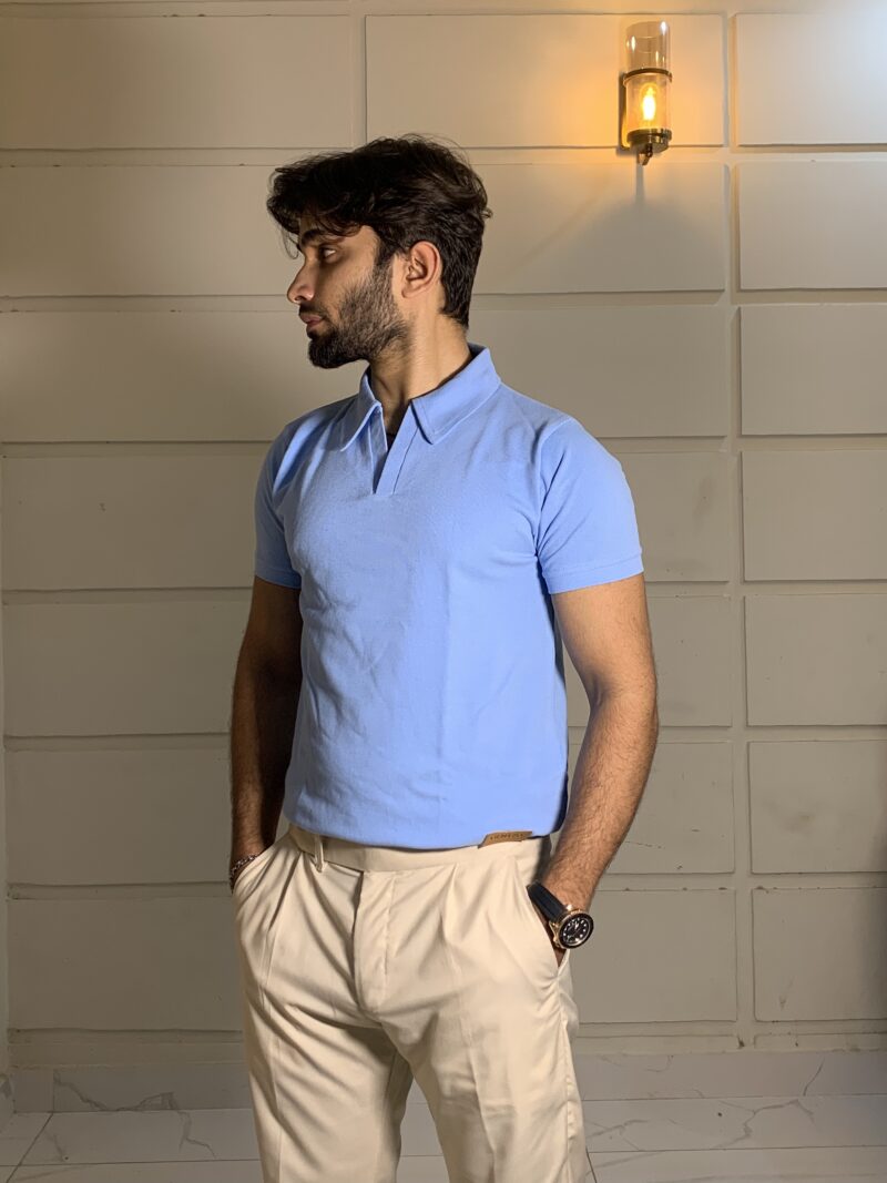 gentzo PIQUE V Neck Polo-SKY BLUE, gentzo, PIQUE V Neck Polo-SKY BLUE, sky blue polo for men, PIQUE fabric polo shirt, V-neck polo shirt for men, premium sky blue polo, breathable V-neck polo, men’s PIQUE polo, modern V-neck polo, comfortable polo shirt for men.