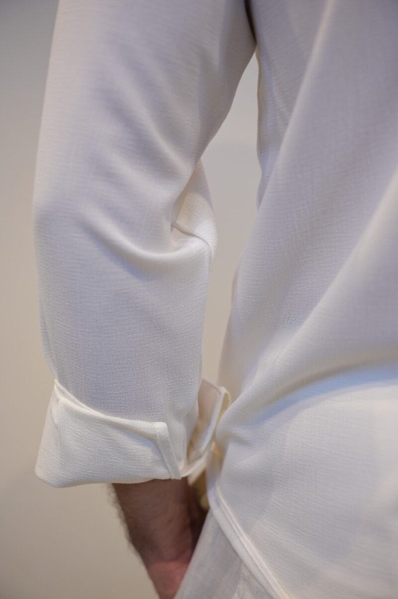 White Textured Shirt, Gentzo, Men’s Shirt, Textured Cotton Shirt, Formal Shirt, Casual Shirt, Breathable Fabric, Modern Fit Shirt, Workwear, Weekend Wear, Classic Collar Shirt, Button-Down Shirt, Men's Fashion, Stylish White Shirt, Tailored Fit Shirt, Premium Cotton Shirt
