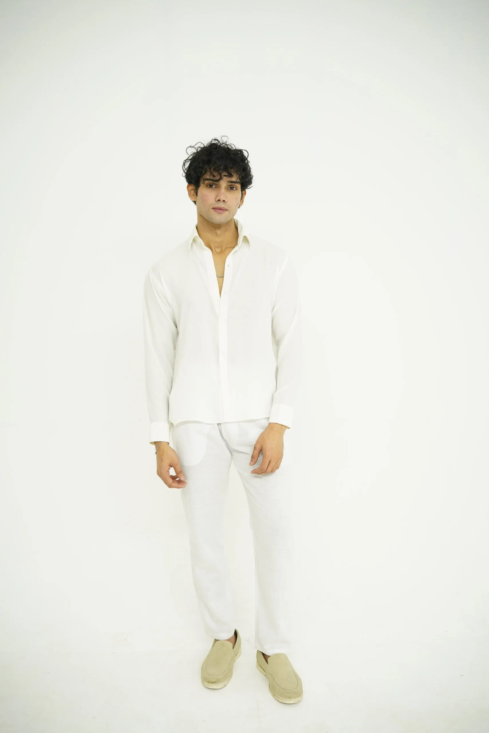 White Essential Set