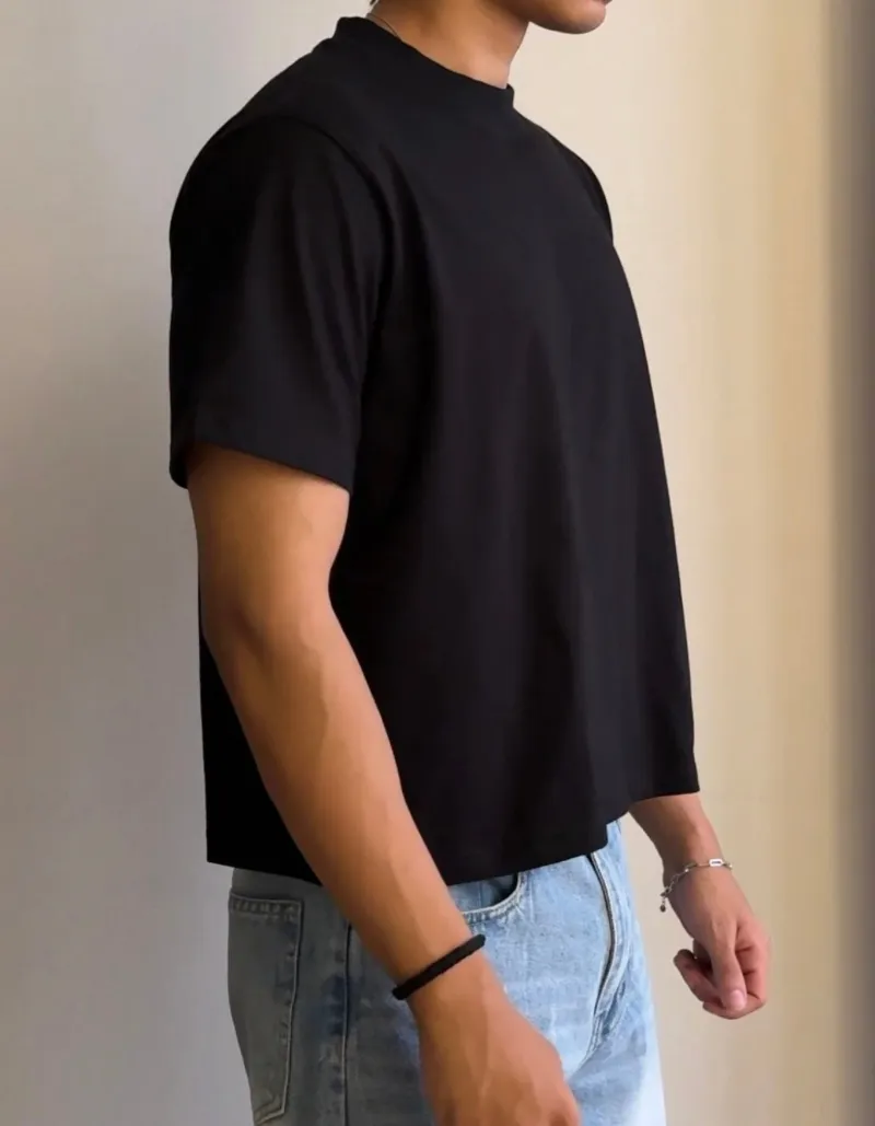 Unisex Classic Black Crop Fit Basic Tee - Image 2