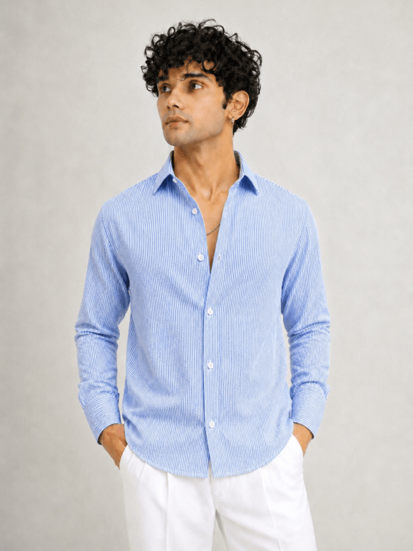 SEERSUCKER BLUE AND WHITE STRIPPED SHIRT