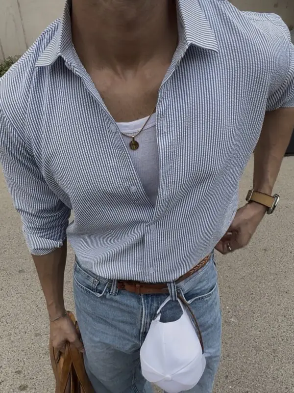 SEERSUCKER BLUE AND WHITE STRIPPED SHIRT